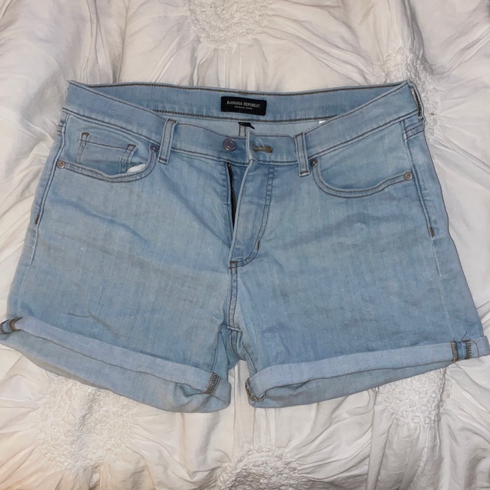 Banana Republic Light Wash Denim Shoets